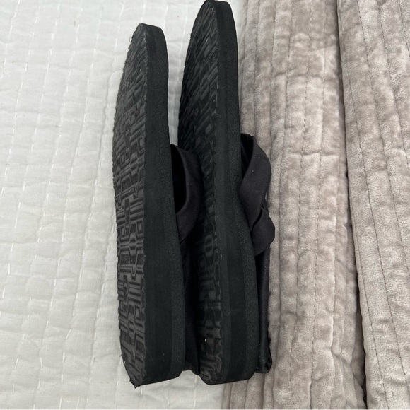 Skechers Black Women's Sandals, size 7 - Picture 3 of 7